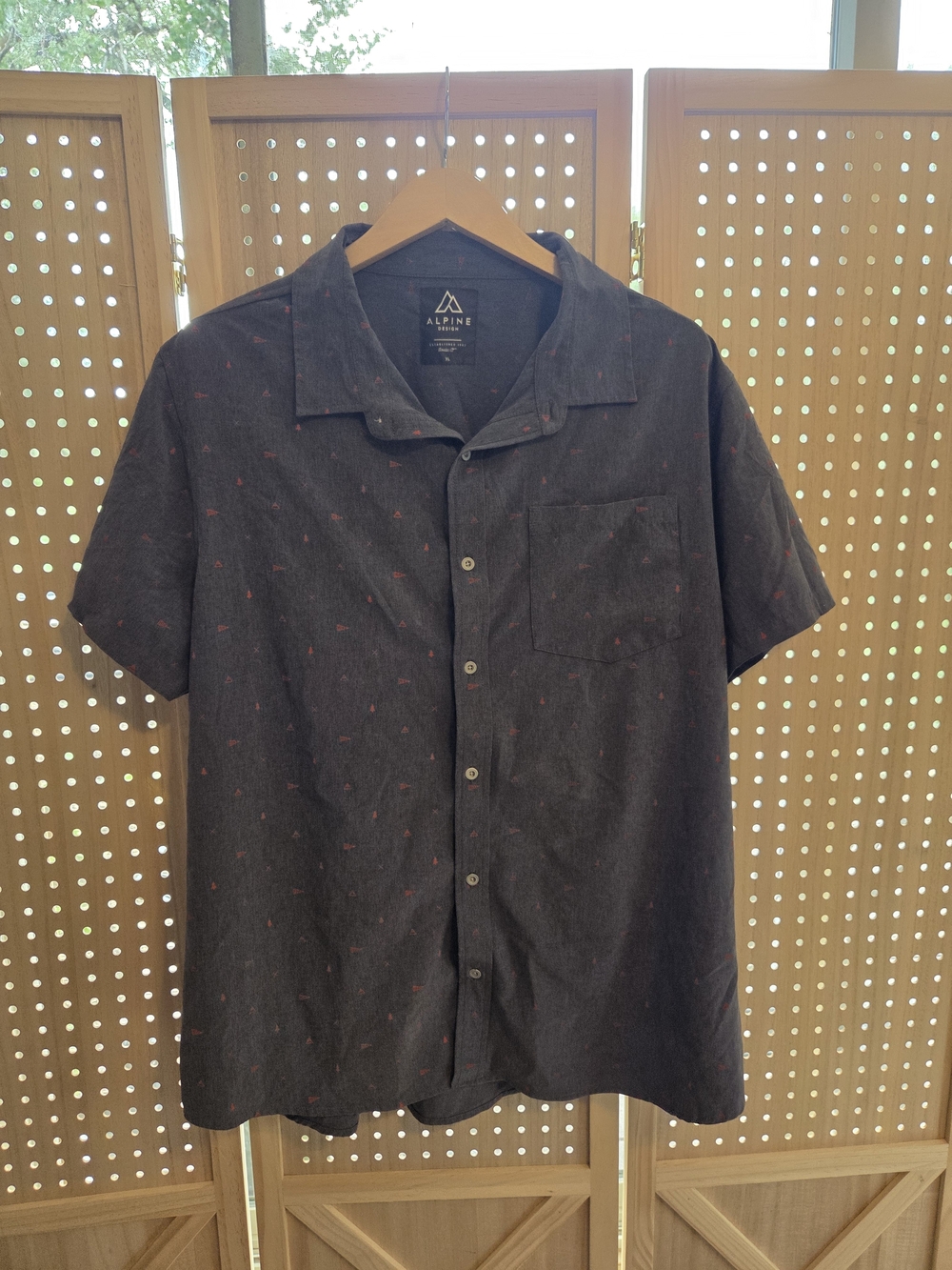 Alpine Men's Short-Sleeve Button-Up Shirt in Charcoal with Micro Print